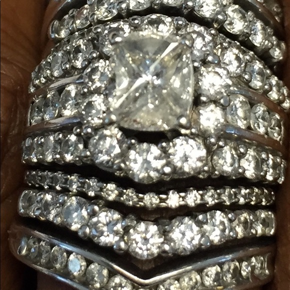 4 ct diamond ring - Picture 3 of 4